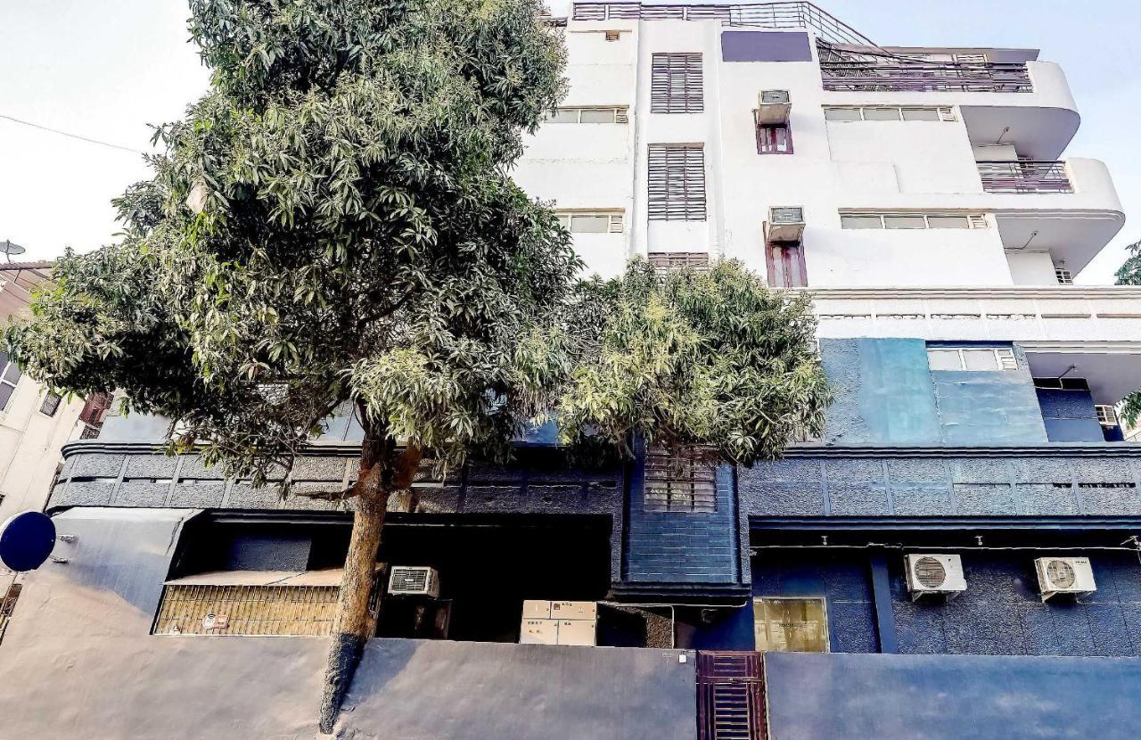 Collection O 71756 Hotel Silver Arrow Near Pacific Mall Tagore Garden Delhi  Dış mekan fotoğraf
