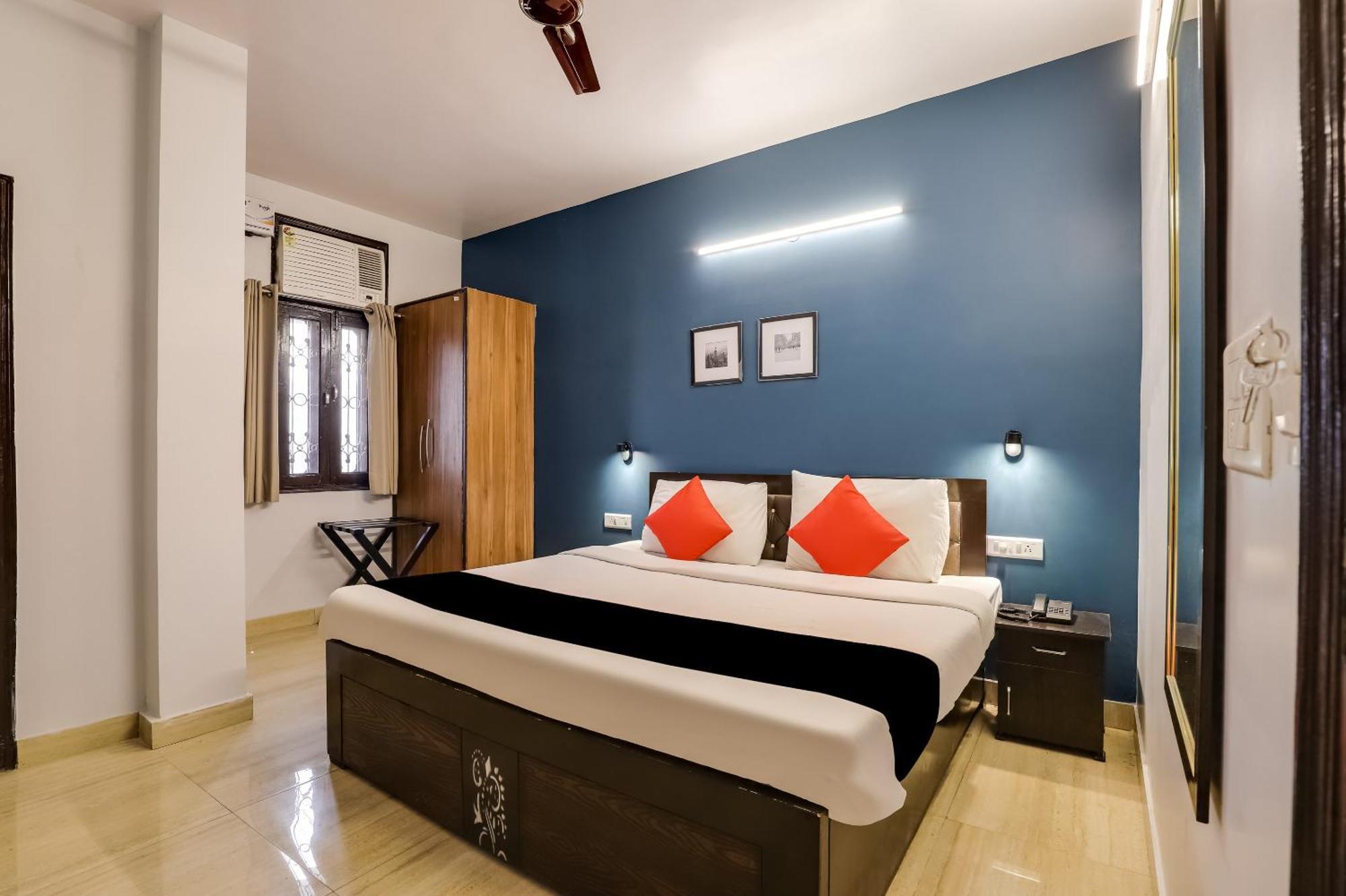 Collection O 71756 Hotel Silver Arrow Near Pacific Mall Tagore Garden Delhi  Dış mekan fotoğraf