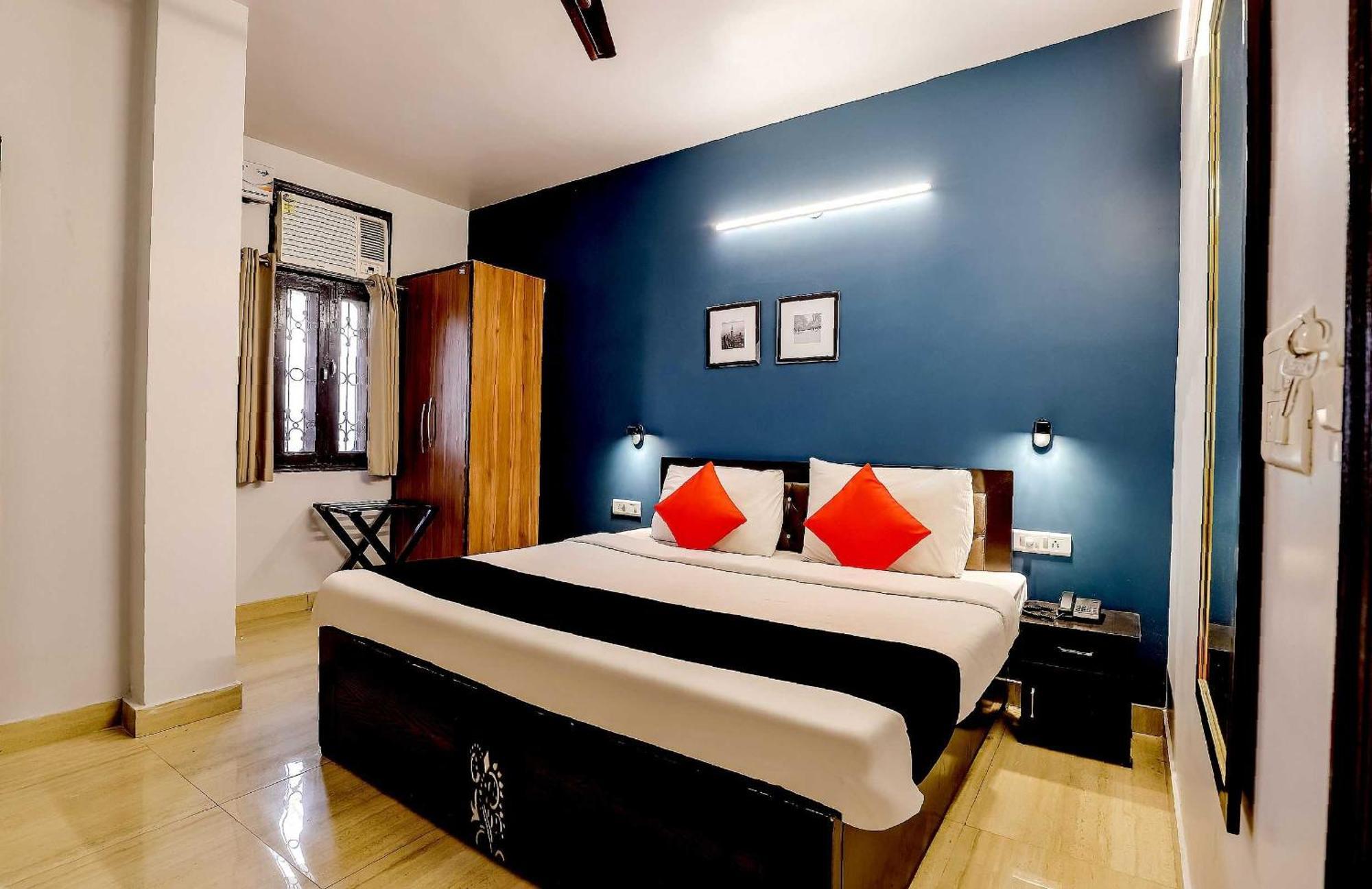 Collection O 71756 Hotel Silver Arrow Near Pacific Mall Tagore Garden Delhi  Dış mekan fotoğraf